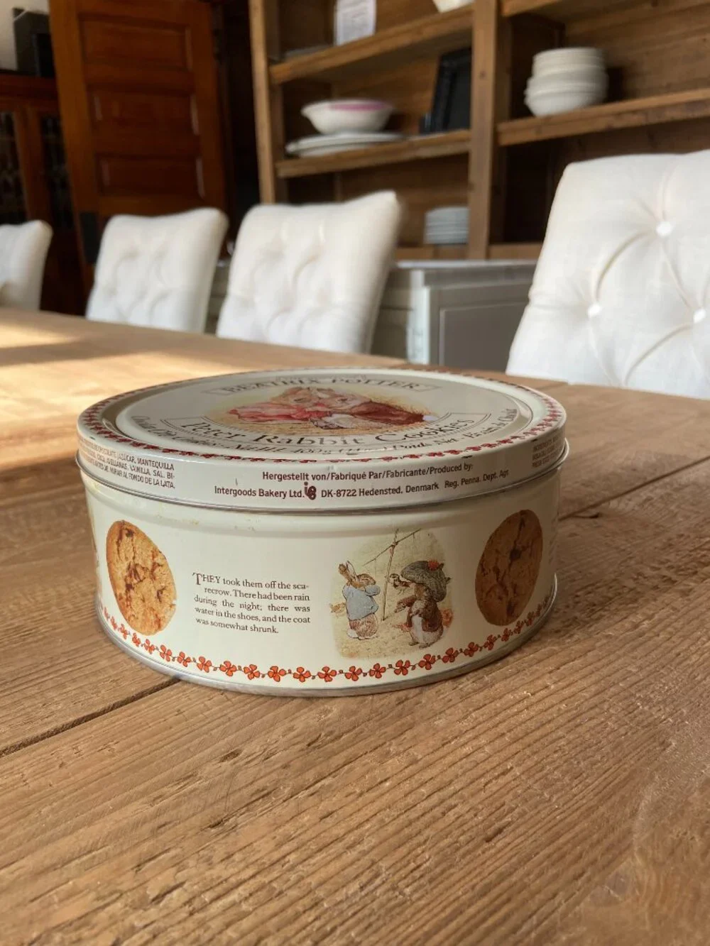 vintage beatrix potter cookie tin, peter rabbit collectible tin, beatrix potter